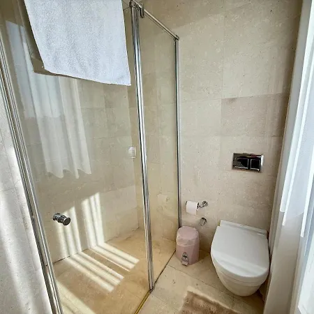 Apartment 91 Sqm Luxury With Double View Istanbul