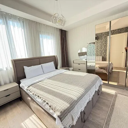 91 Sqm Luxury With Double View