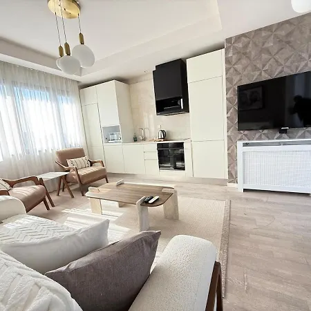 91 Sqm Luxury With Double View Apartment