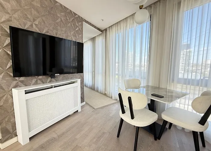 91 Sqm Luxury With Double View Lägenhet Istanbul