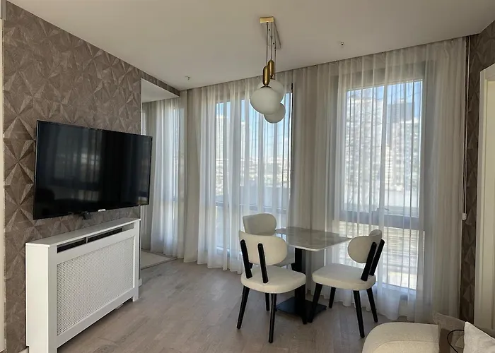 91 Sqm Luxury With Double View *