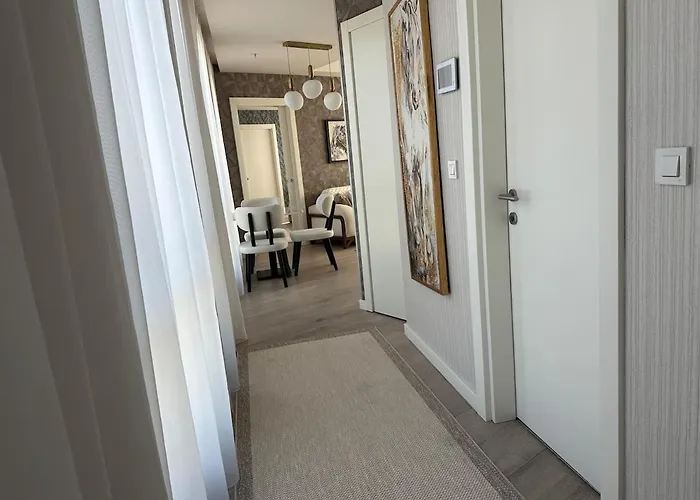 91 Sqm Luxury With Double View