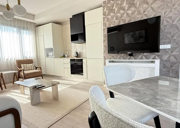 91 Sqm Luxury With Double View דירה *