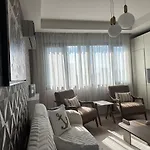 91 Sqm Luxury With Double View شقة *
