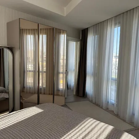91 Sqm Luxury With Double View 아파트 *